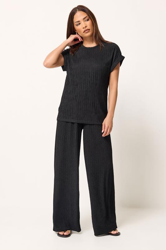  PixieGirl Petite strukturiertes Kurzarmtop und Hose mit weitem Bein im Set in Schwarz