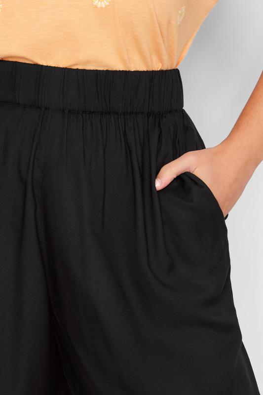 YOURS Curve Plus Size Black Woven Shorts | Yours Clothing  3