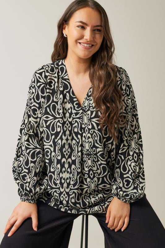 EVANS Plus Size Black & White Abstract Print Blouse | Evans  1