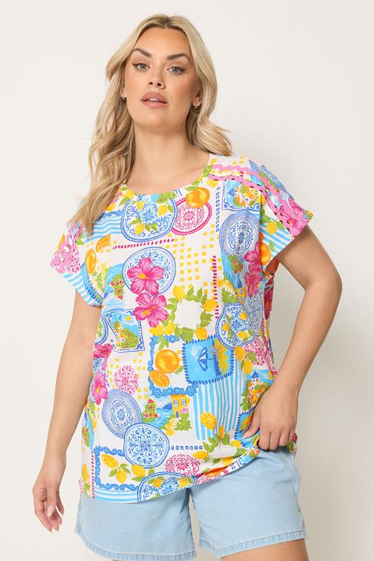 YOURS T-Shirt in Weiß mit Kachelmuster und Zierbesatz