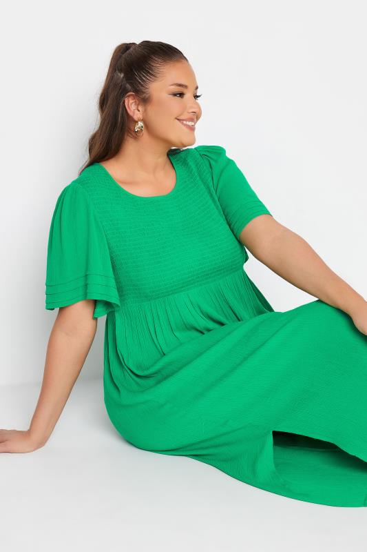 LIMITED COLLECTION Curve Emerald Green Crinkle Angel Sleeve Dress 4