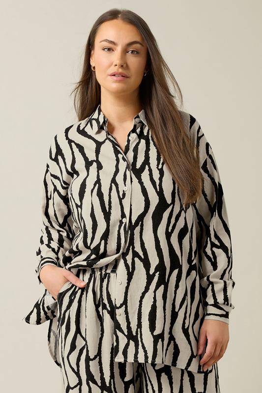 EVANS Plus Size Set Natural Brown Abstract Linen Shirt & Trouser | Evans 1