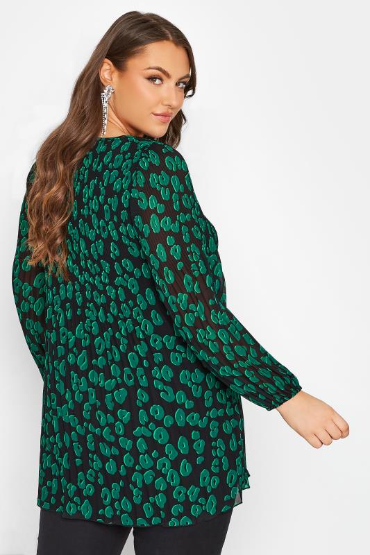 YOURS LONDON Plus Size Green Leopard Print Pleat Blouse | Yours Clothing 3