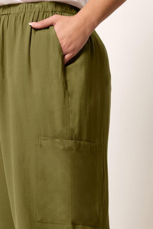 YOURS Plus Size Green Cargo Balloon Trousers | Yours Clothing 4