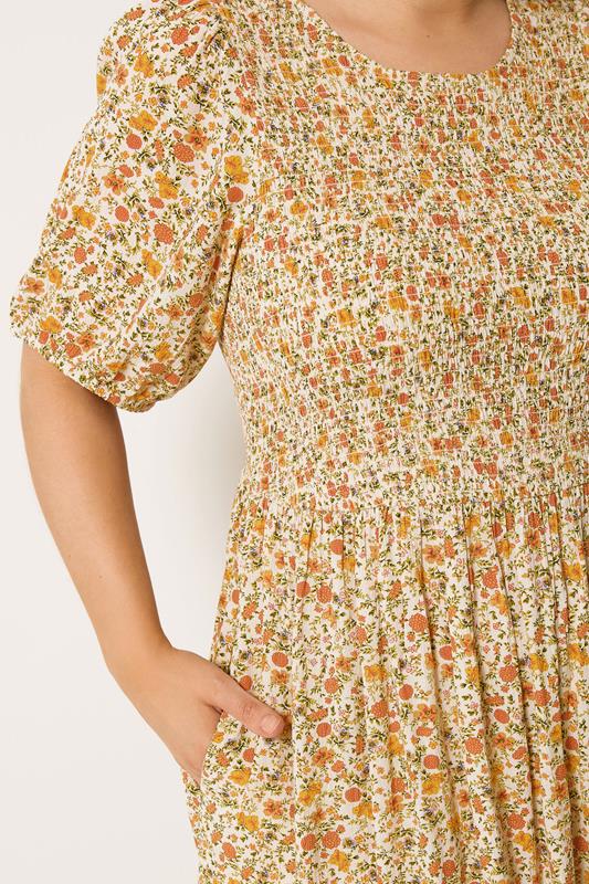 YOURS Plus Size Yellow Ditsy Floral Shirred Dress | Yours Clothing 4