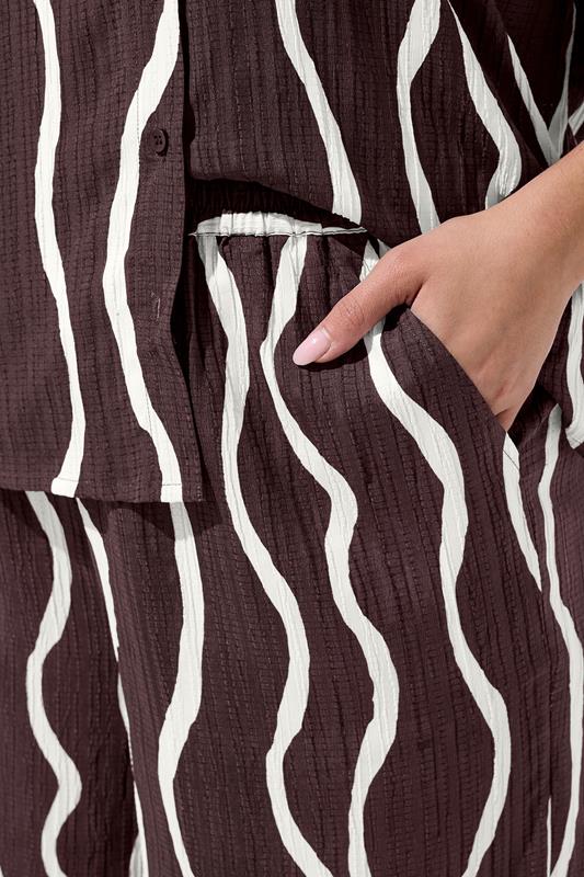 LIMITED COLLECTION Plus Size Brown Wavy Print Wide Leg Trousers | Yours Clothing 4