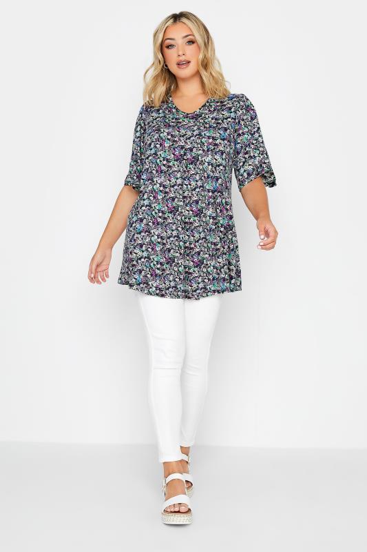 YOURS Plus Size Black Floral Pleat Front Swing Top | Yours Clothing 2