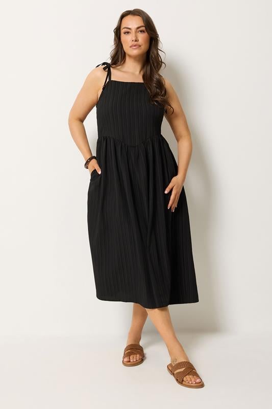  YOURS vestido negro con tirantes