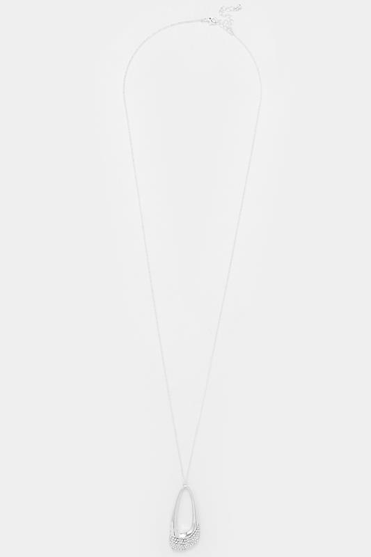  Sautoir long argenté avec pendentif en strass