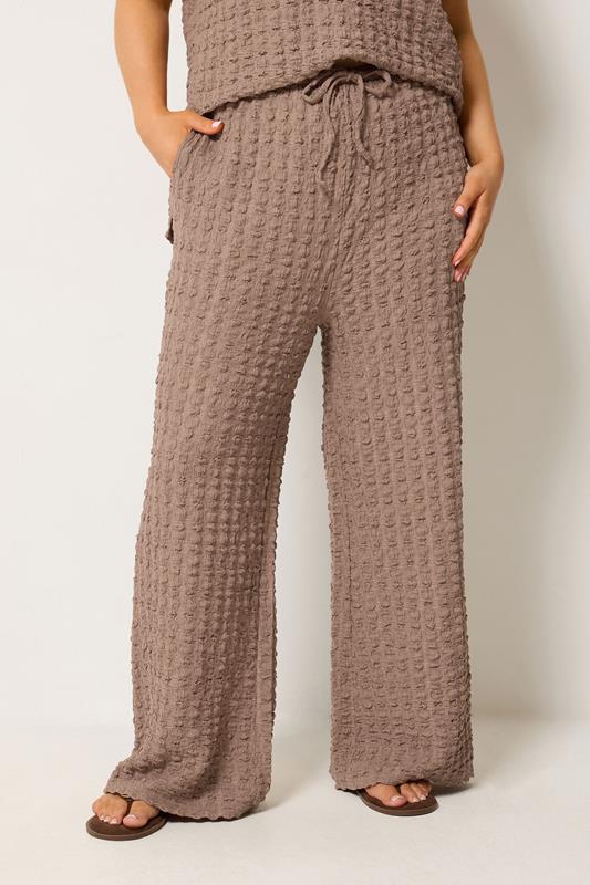  YOURS pantalones marrón con textura de burbujas de pernera ancha
