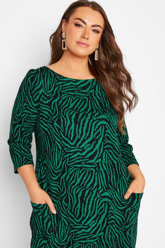YOURS LONDON Plus Size Green Zebra Print Jacquard Knitted Pocket Dress | Yours Clothing 4