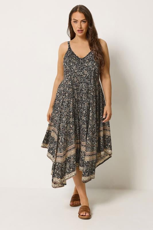 YOURS vestido negro con bajo asimétrico y estampado paisley