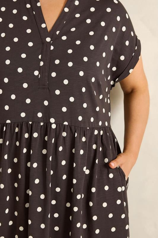 EVANS Plus Size Chocolate Brown Cotton Spot Dress | Evans 4