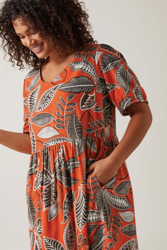 EVANS Plus Size Orange Leaf Print Linen Midi Dress | Evans 4