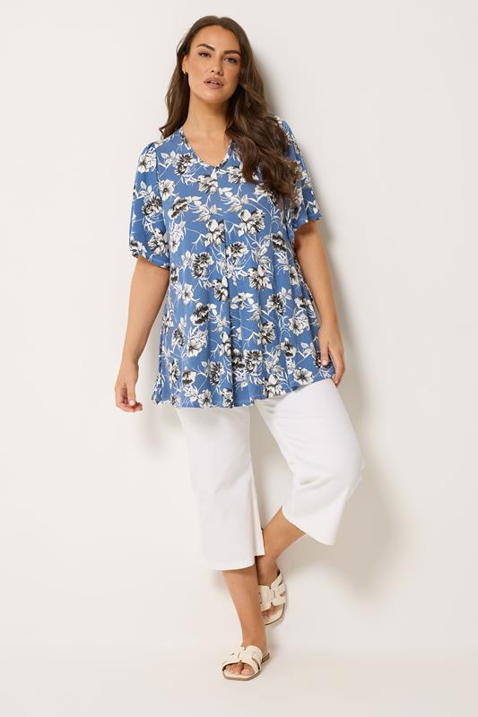YOURS Plus Size Blue Floral Pleat Front Short Sleeve Top | Yours Clothing 1
