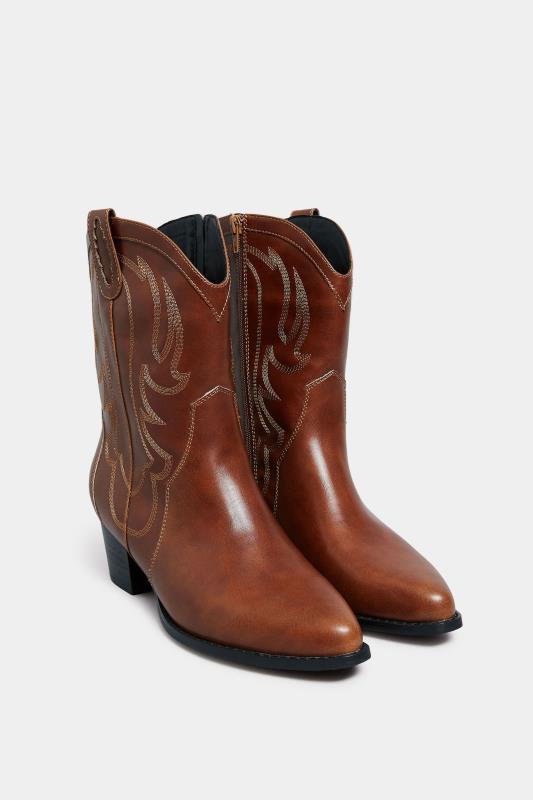 My Favorite Western-Inspired Ankle Boots: 9 Ways - The Mom Edit