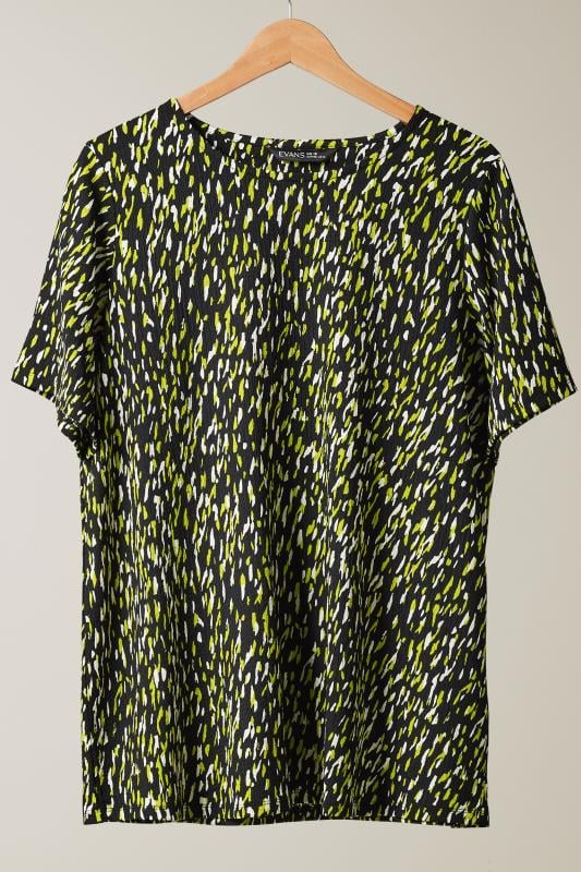 EVANS Plus Size Black Abstract Print Crepe T-Shirt | Evans 5