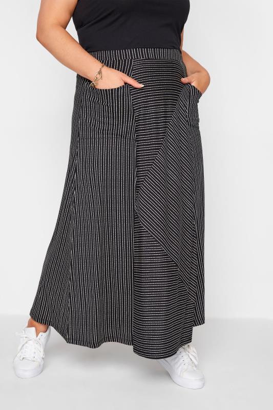 Curve Black Asymmetric Striped Pocket Skirt_B.jpg