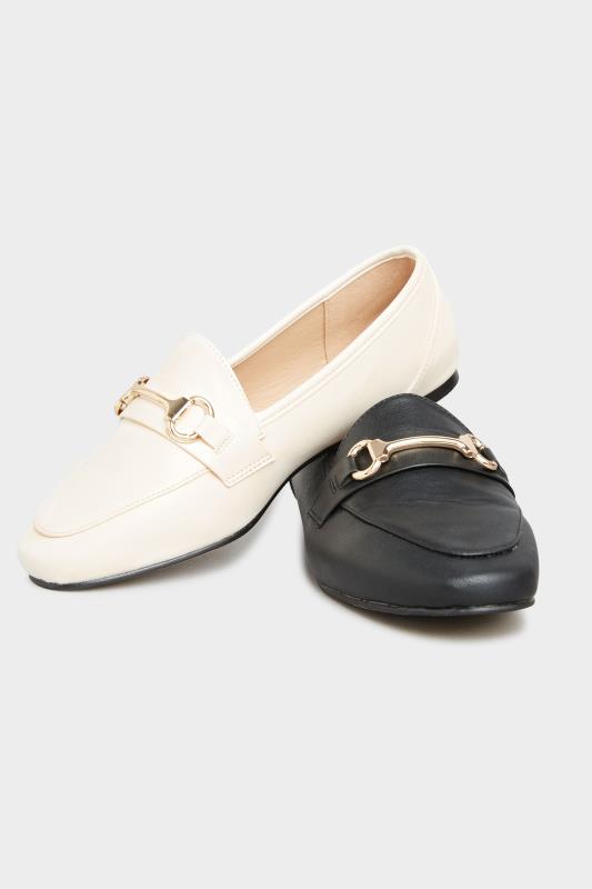 White Metal Trim Loafer In Extra Wide Fit_E.jpg