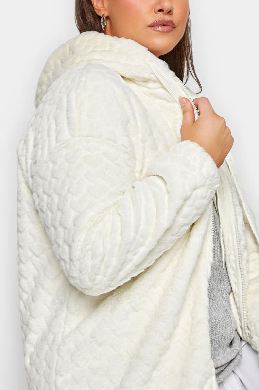 YOURS LUXURY Plus Size Ivory White Heart Faux Fur Jacket  | Yours Clothing 5