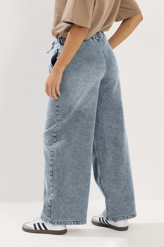 PixieGirl Petite Women's Mid Blue Pull On Wide Leg Jeans | PixieGirl 2