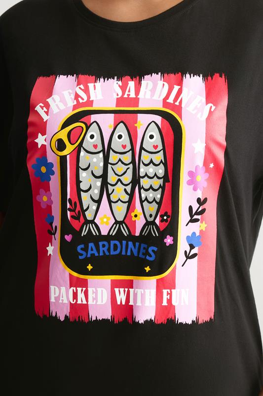 YOURS Plus Size Black 'Fresh Sardines' Sleep Tee Nightdress | Yours Clothing 4