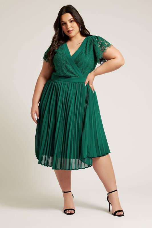 YOURS LONDON Plus Size Emerald Green Lace Wrap Midi Dress 3