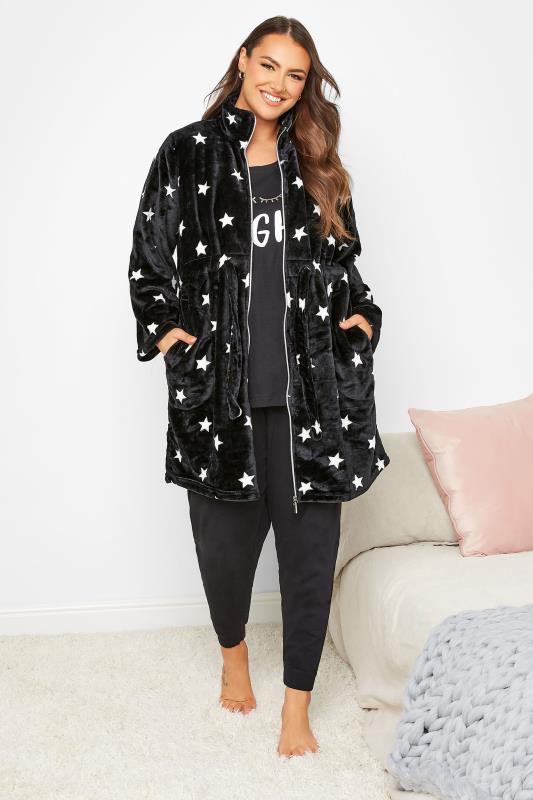 Plus Size Black Star Print Zip Through Dressing Gown | Yours Clothing 1
