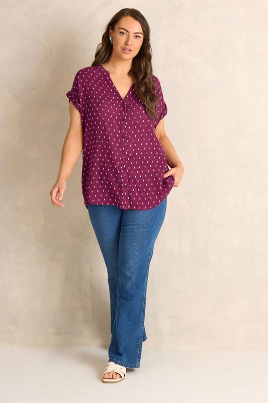 EVANS Plus Size Berry Red Dobby Short Sleeve Shirt | Evans 1