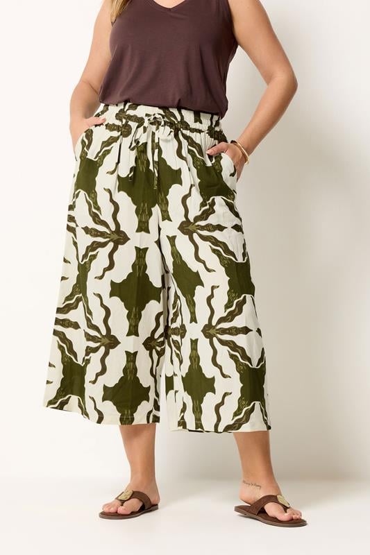  YOURS culottes de pernera ancha con estampado de azulejos blancos y verdes
