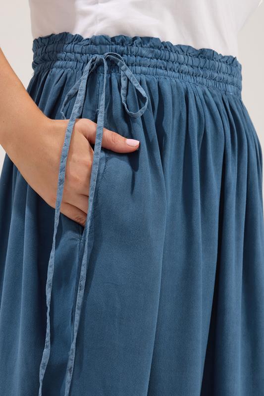 YOURS Plus Size Blue Chambray Midi Skirt | Yours Clothing 4