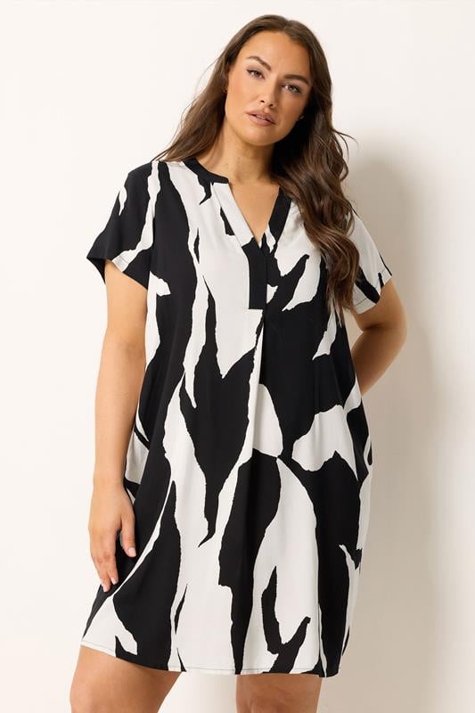 YOURS Plus Size Black Animal Pleat Front Dress | Yours Clothing 1