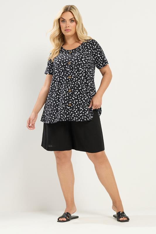 YOURS Plus Size Black & White Ditsy Floral Ribbed T-Shirt | Yours Clothing 1