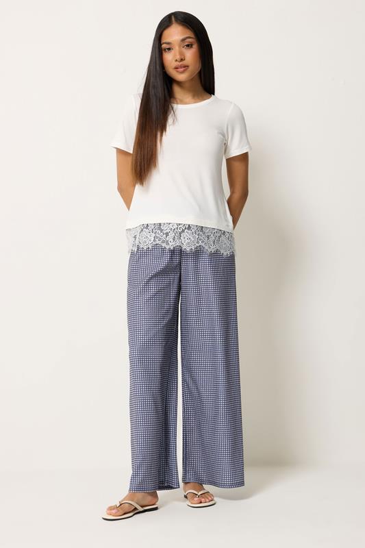  M&Co Petite blauwe geruite broek met textuur