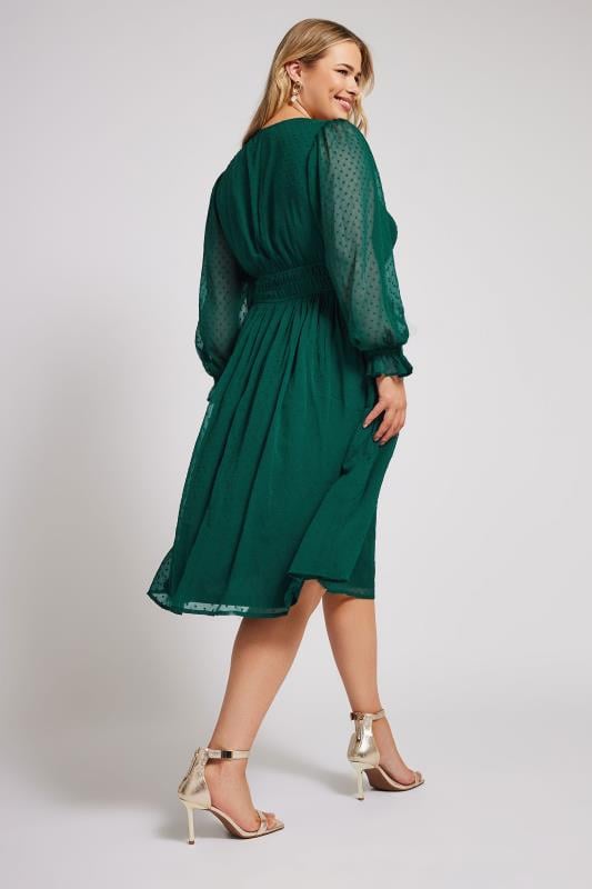 YOURS LONDON Plus Size Green Dobby Midi Dress | Yours Clothing 3