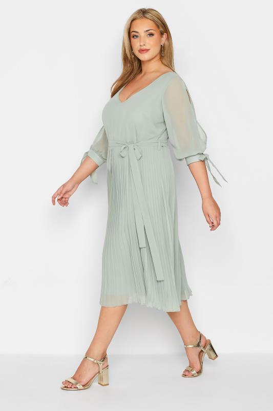 YOURS LONDON Plus Size Green Split Shoulder Midi Dress | Yours Clothing 2
