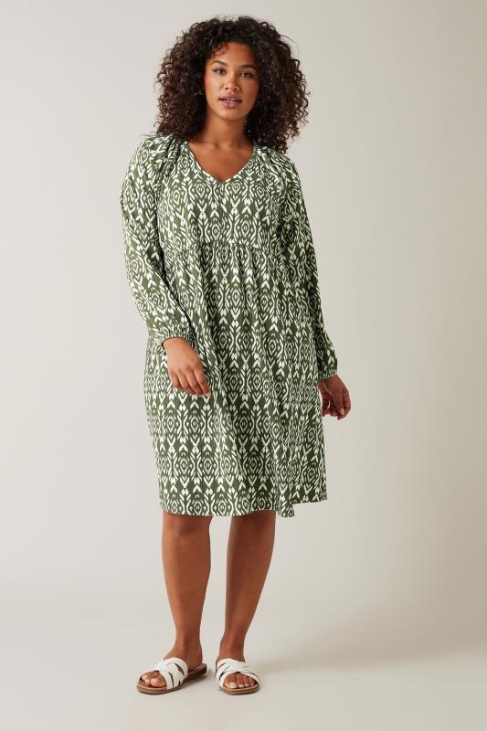 EVANS Plus Size Olive Green Ikat Print Crinkle Midi Dress | Evans 1
