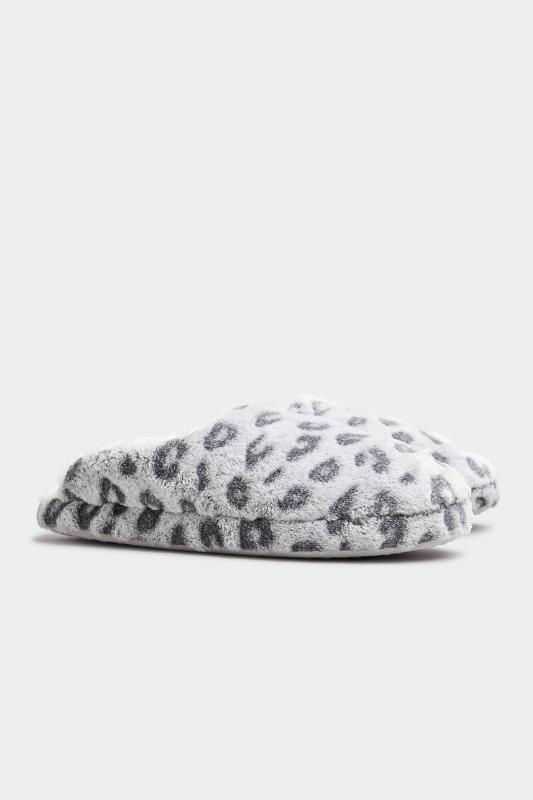Plus Size  Grey Leopard Print Mule Slippers In Extra Wide Fit