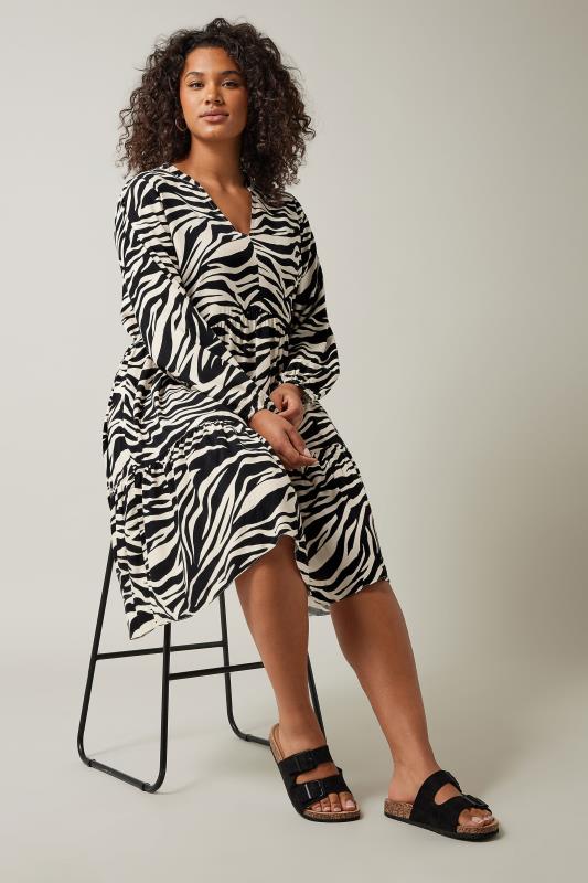 EVANS Plus Size Black & White Tiered Zebra Print Midi Dress | Evans 2
