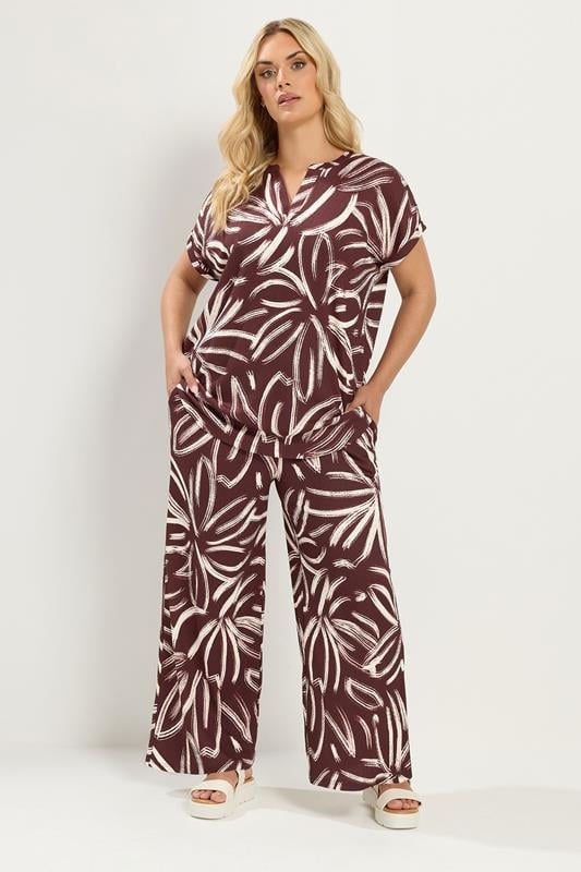 YOURS Plus Size Chocolate Brown Abstract Print Blouse | Yours Clothing 2