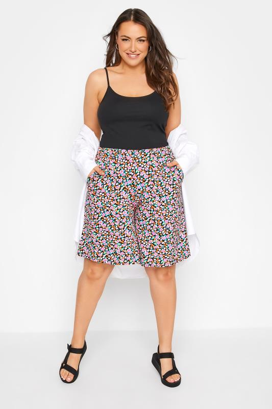 Curve Black Ditsy Print Pull On Jersey Shorts 2