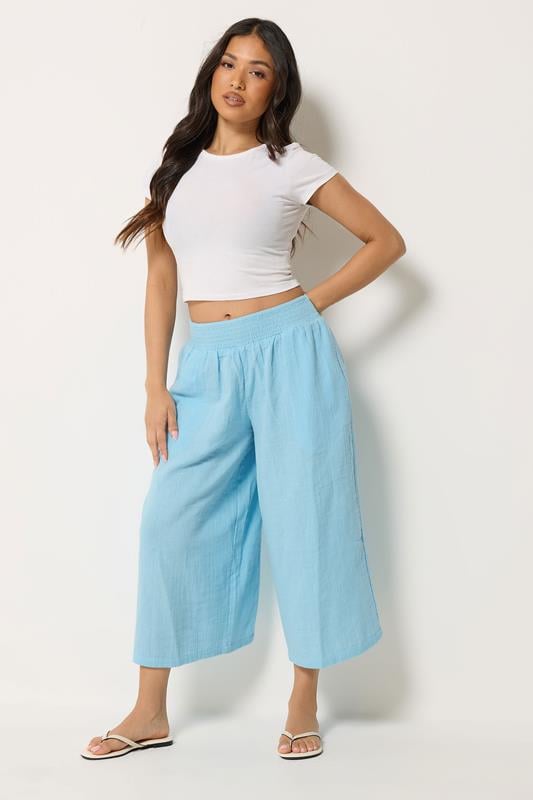 PixieGirl Petite pantalones anchos de muselina de algodón azul claro de corte cropped