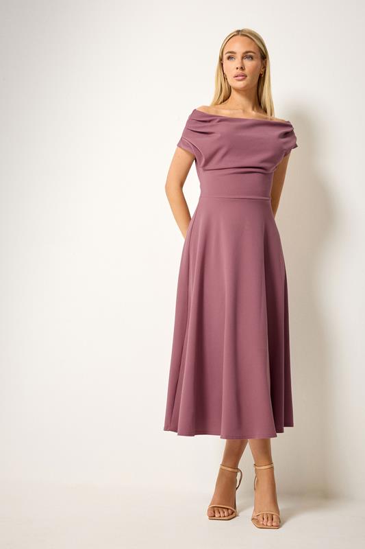  Star mauve paarse off shoulder jurk met een fit en flare model