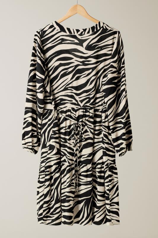 EVANS Plus Size Black & White Tiered Zebra Print Midi Dress | Evans 7