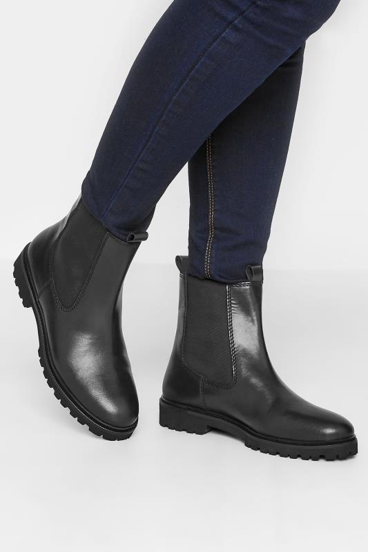 Plus Size  Black Chunky Chelsea Boots In Wide E Fit & Extra Wide EEE Fit