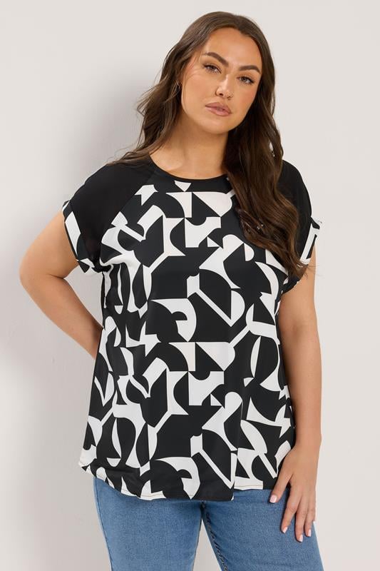 YOURS top negro con estampado abstracto y mangas en contraste