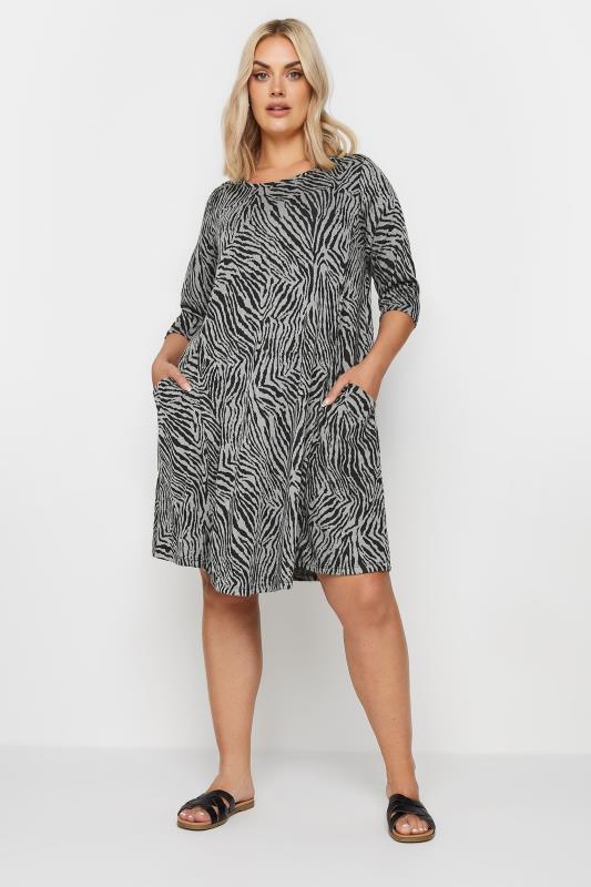  YOURS Curve Grey Zebra Print Soft Touch Pocket Dress