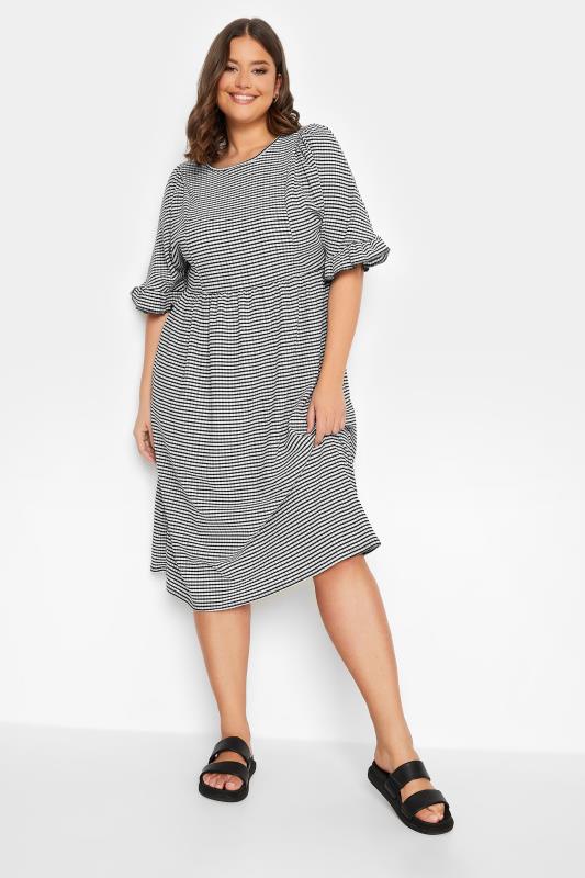 YOURS Plus Size Black Gingham Textured Smock Midi Dress | Yours Clothing 2