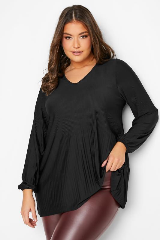 Curve Plus Size Black Long Sleeve Pleated Swing Top | Yours Clothing 1