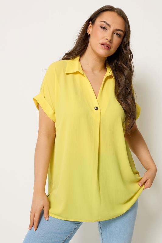  YOURS blusa con media tapeta y botones amarillos